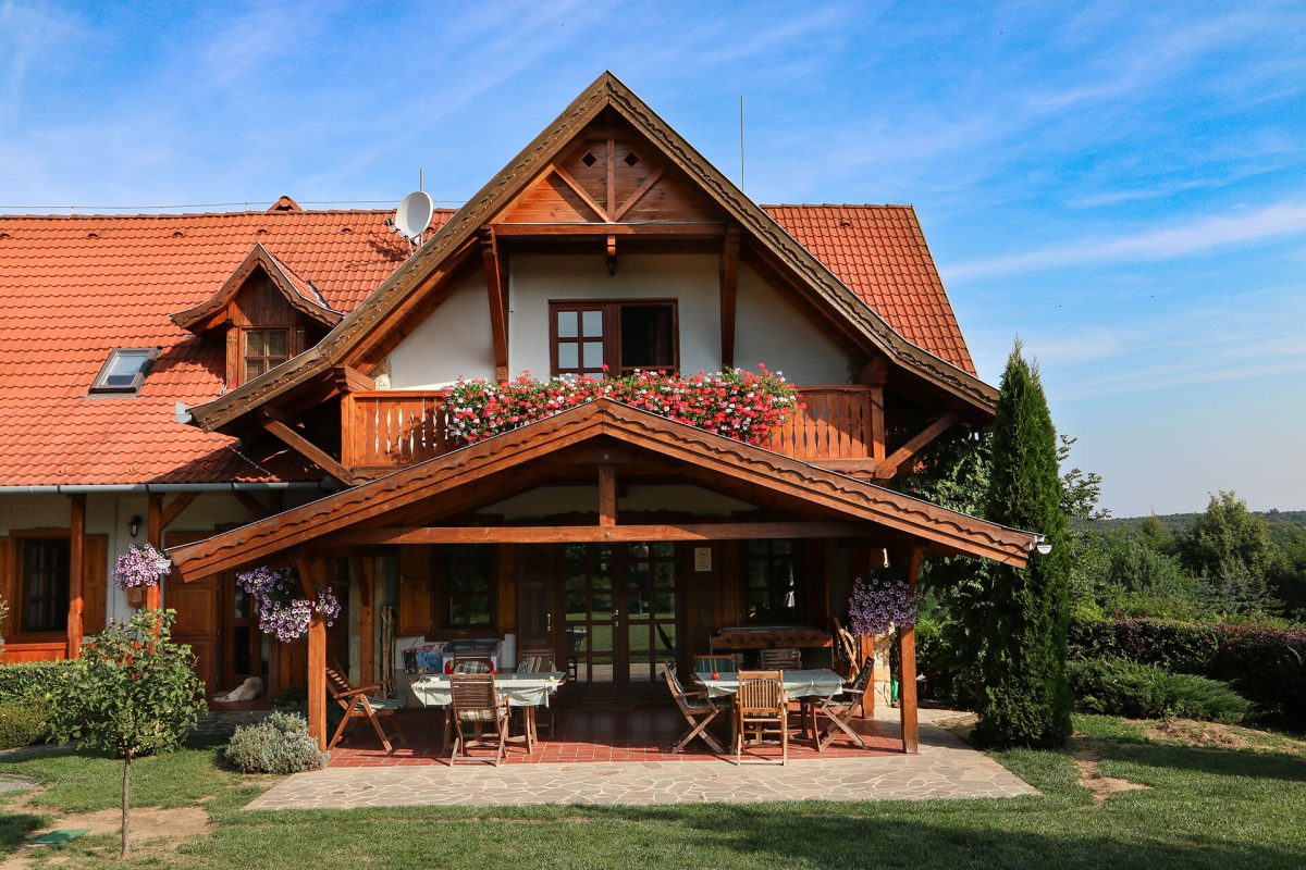 Főépület - Hanga vendégház 07