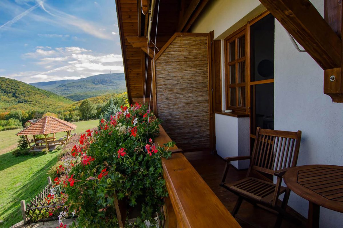 Főépület - Hanga vendégház 15